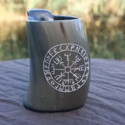 Epic Armoury Viking Hoorn Beker Vegvisir Licht 0,5L